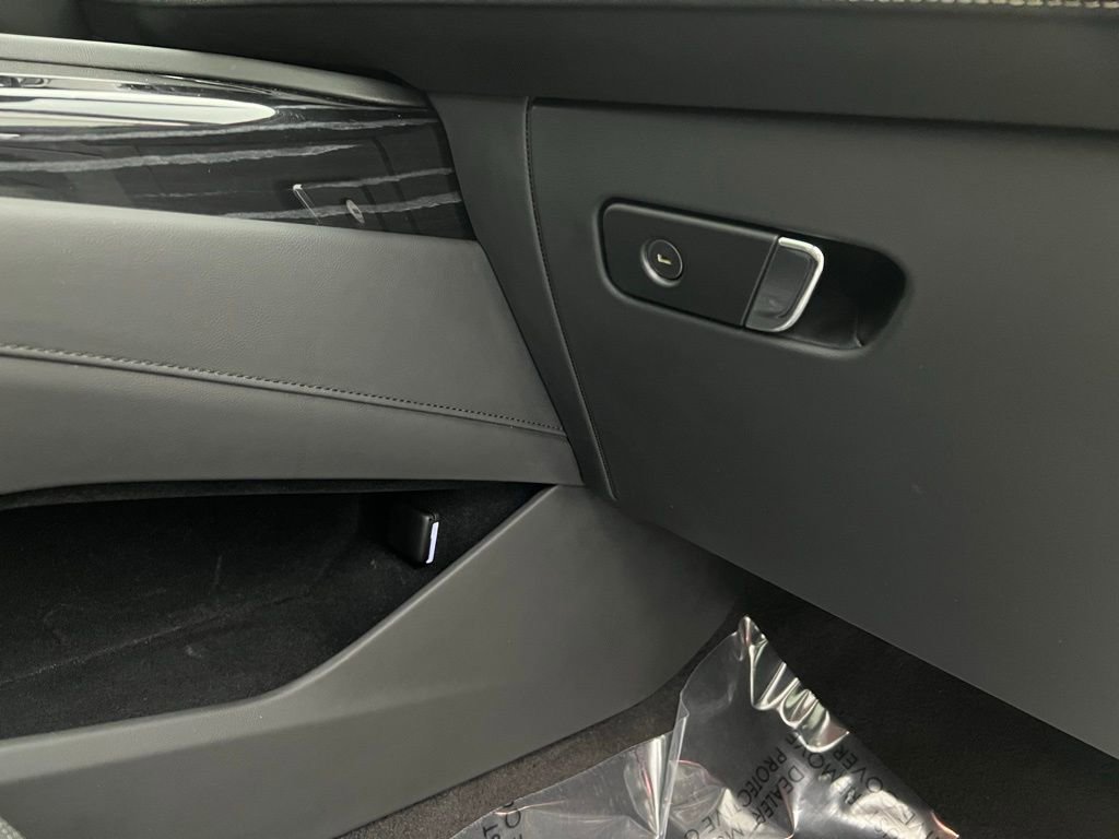 Used 2023 Cadillac Escalade Sport image 11