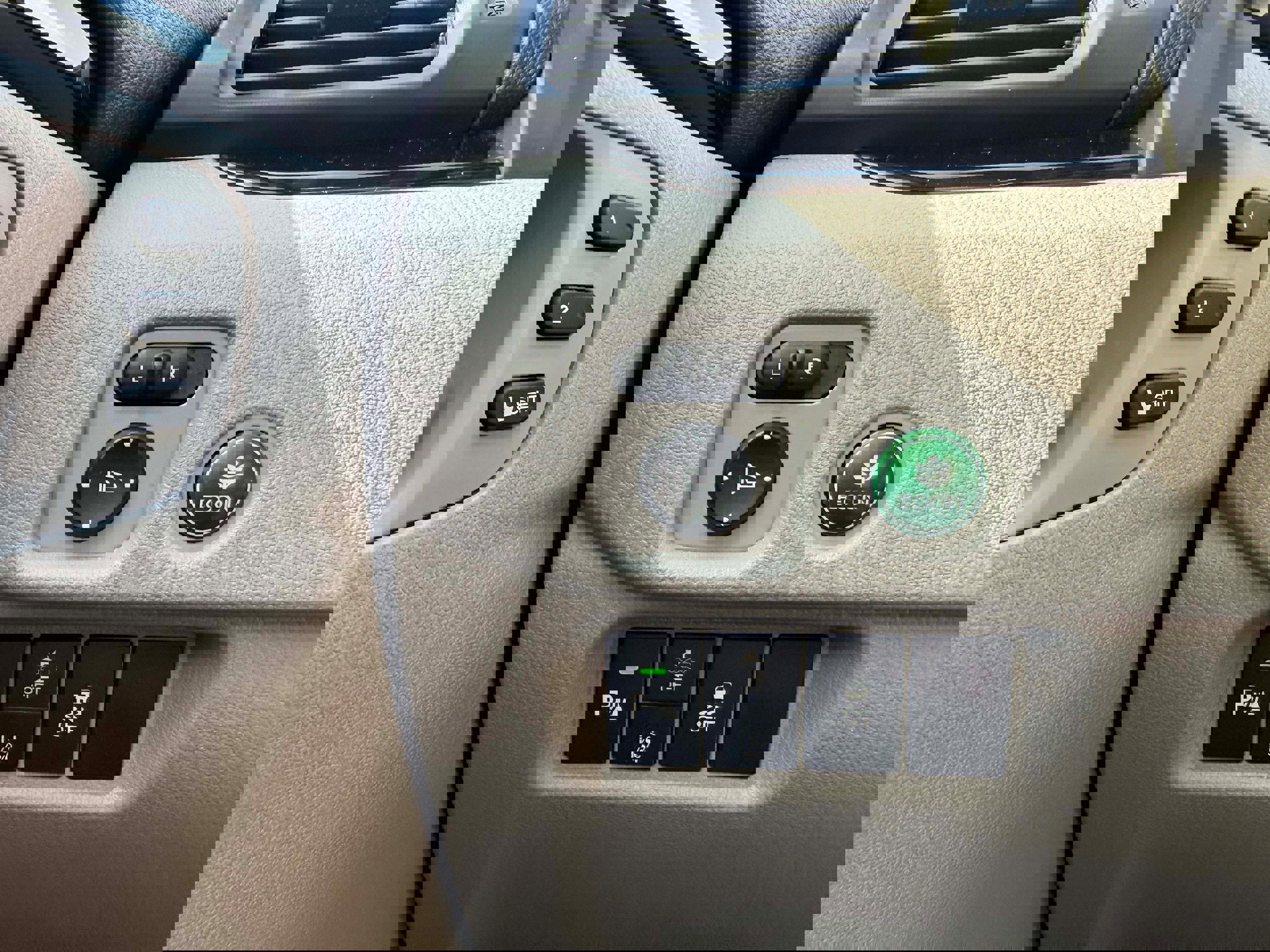 Used 2020 Honda Pilot Touring image 19