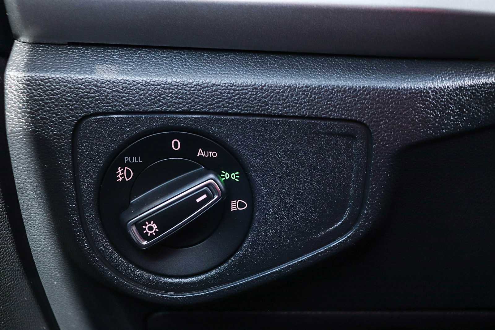 Used 2019 Volkswagen Atlas SEL image 25