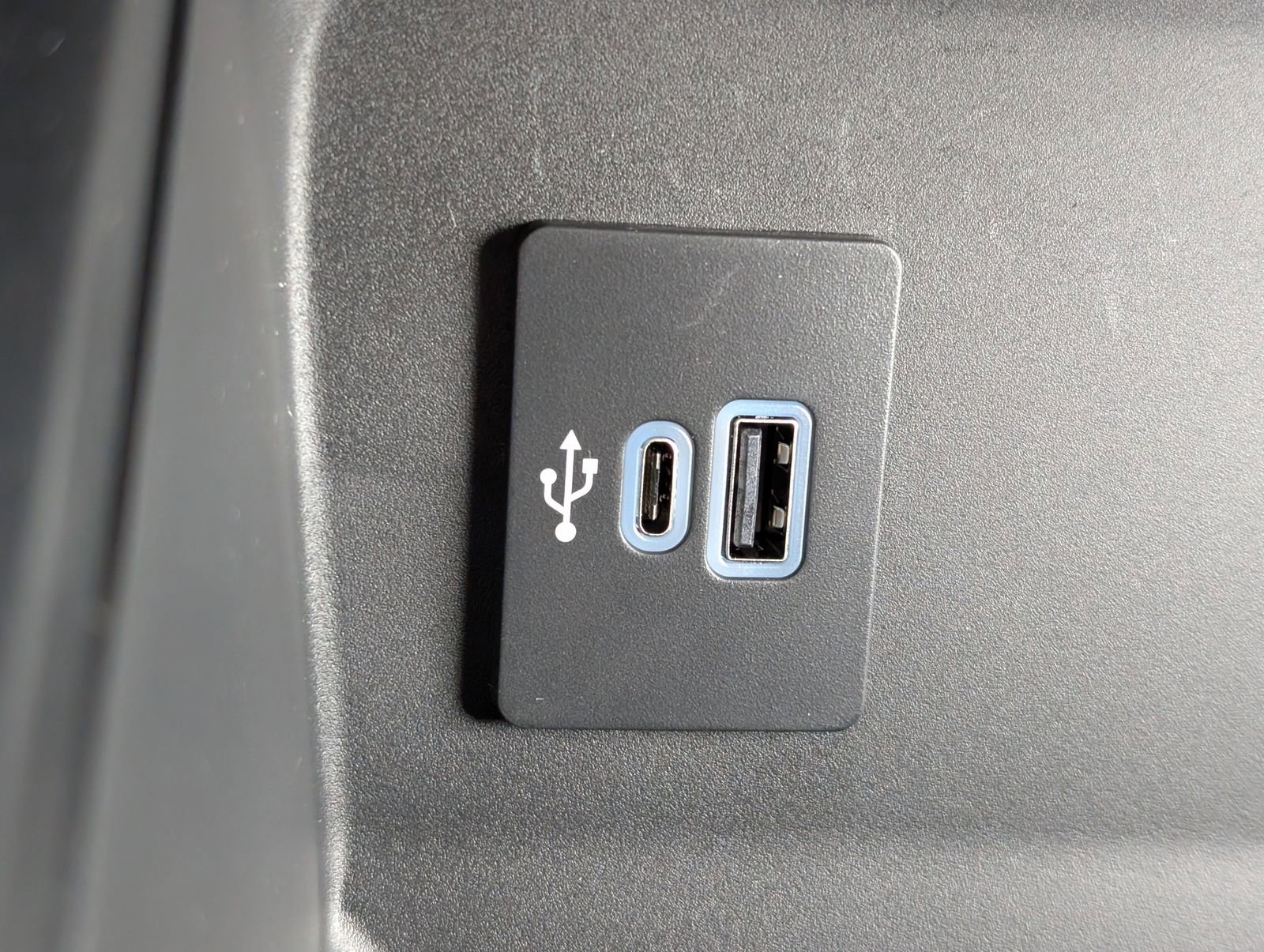 New 2026 Ford F250 XLT w/ FX4 Off-Road Package image 17