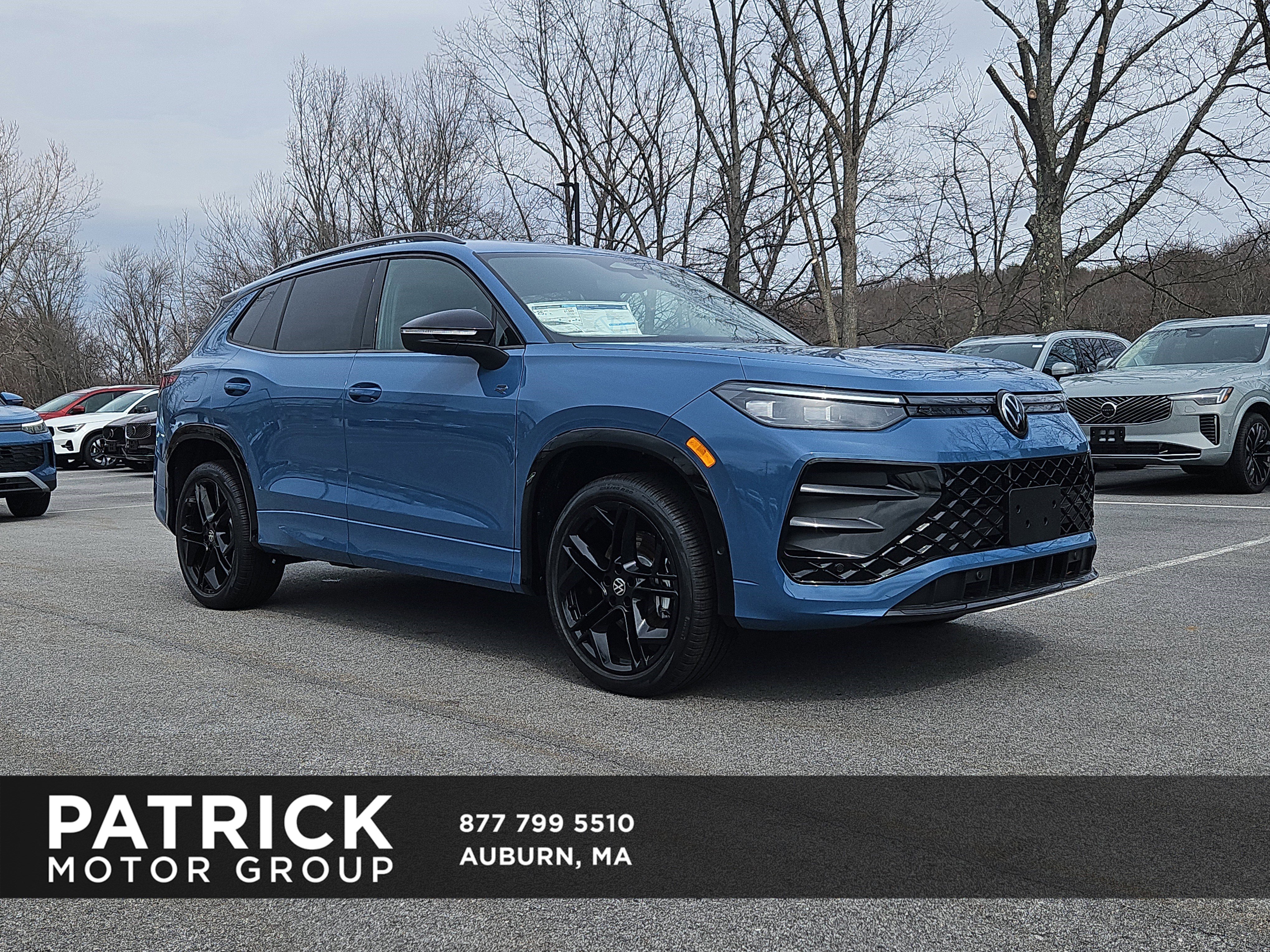 New 2026 Volkswagen Tiguan SE R-Line image 1