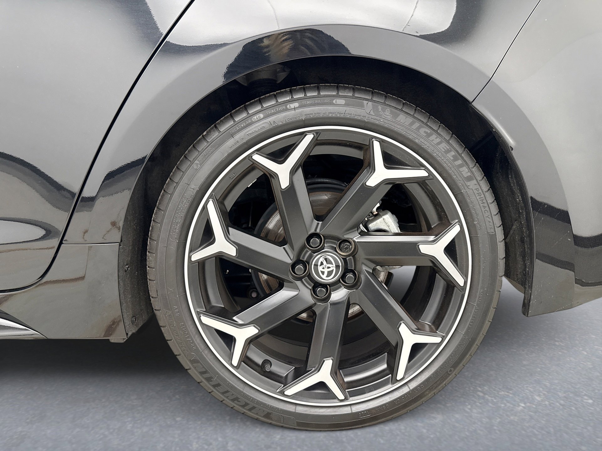 Used 2025 Toyota Corolla FX FWD image 13