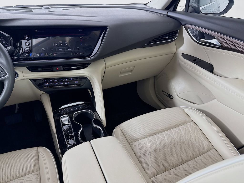 Used 2023 Buick Envision Avenir AWD/4WD image 25
