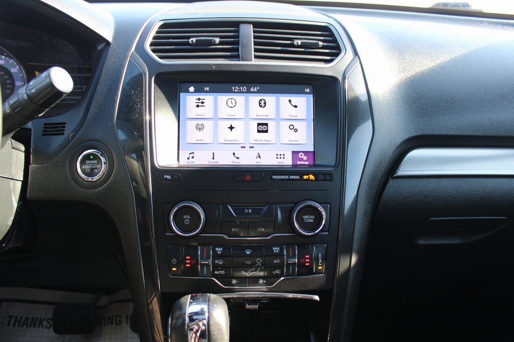 Used 2019 Ford Explorer XLT w/ Equipment Group 202A image 14