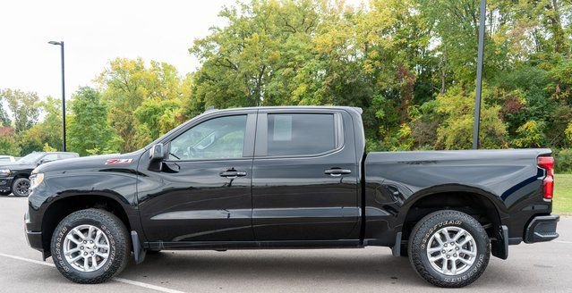 Used 2023 Chevrolet Silverado 1500 RST image 9