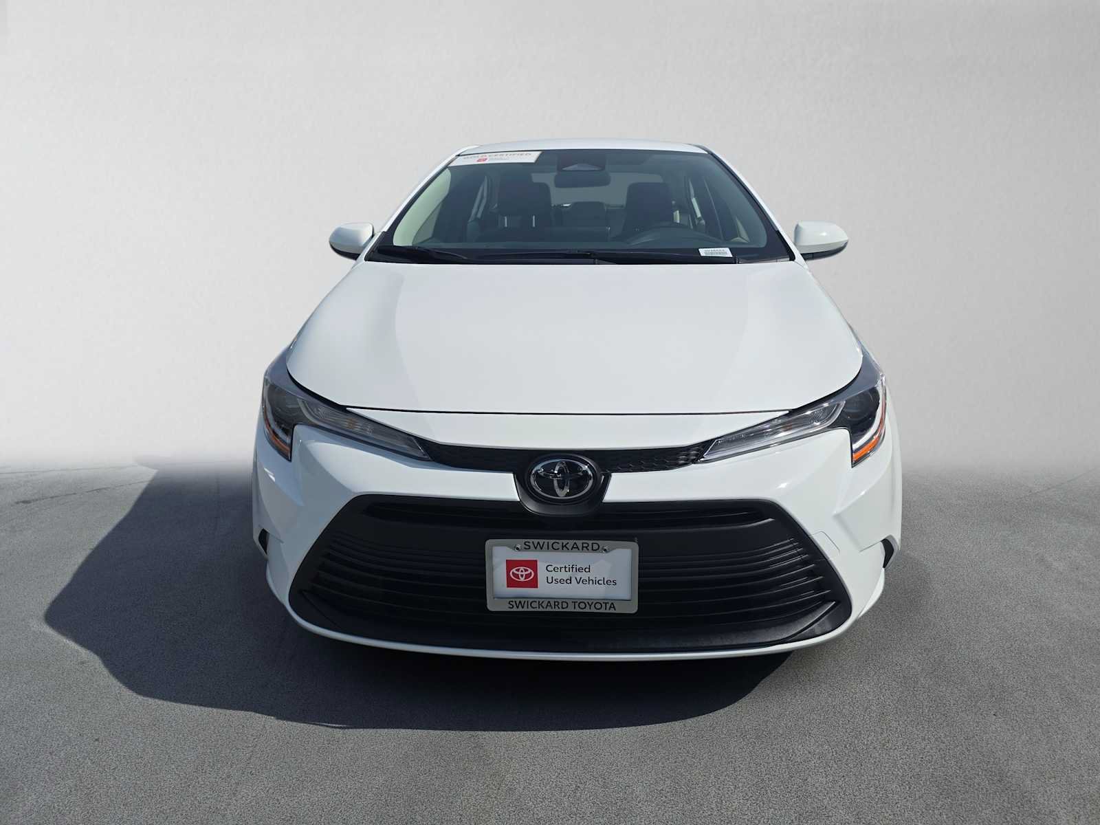 Used 2026 Toyota Corolla LE FWD image 8