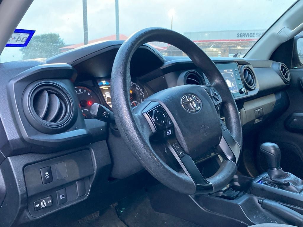 Used 2021 Toyota Tacoma SR w/ SR Convenience Package RWD image 9