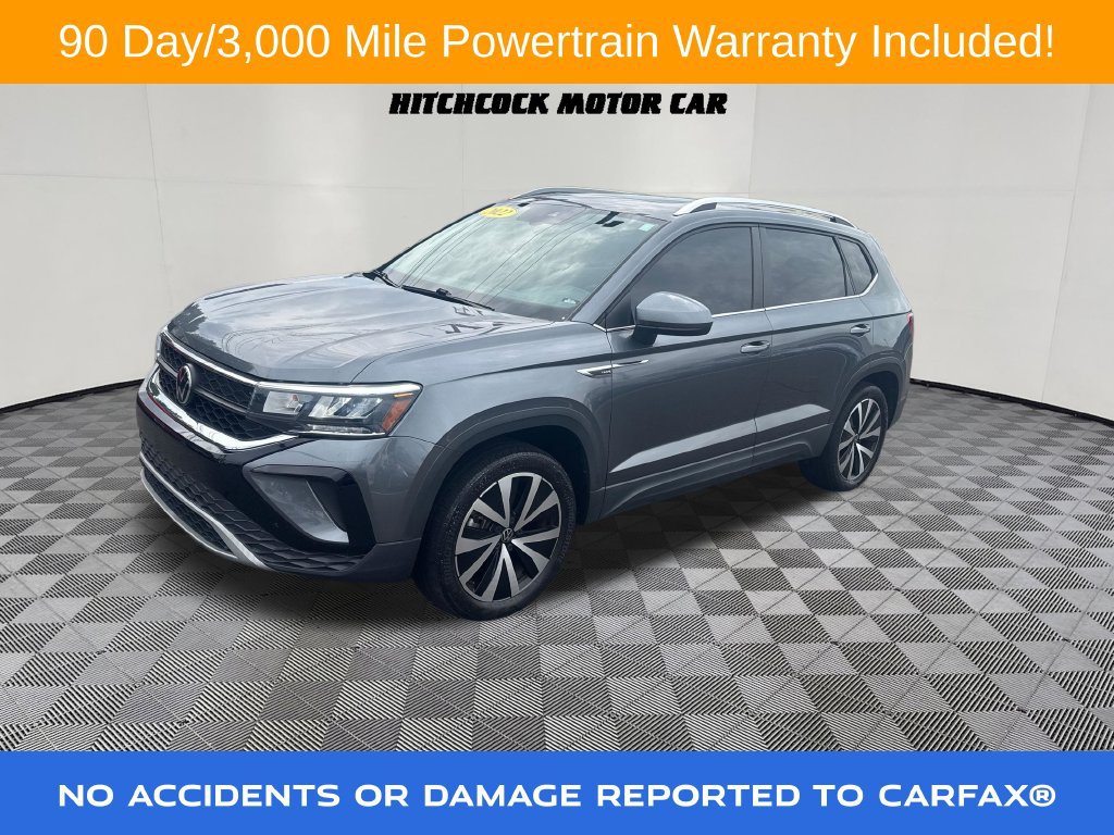 Used 2022 Volkswagen Taos SE w/ Panoramic Sunroof Package