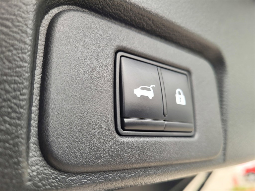 Used 2021 Nissan Rogue SL w/ Premium Package image 26