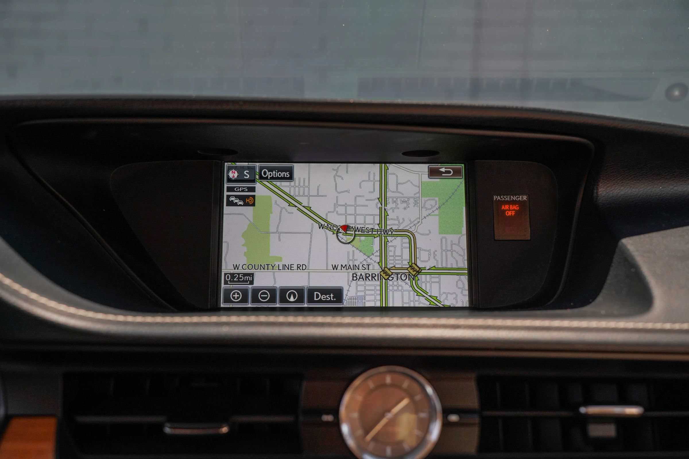 Used 2015 Lexus ES 300h w/ Navigation System Package FWD image 17