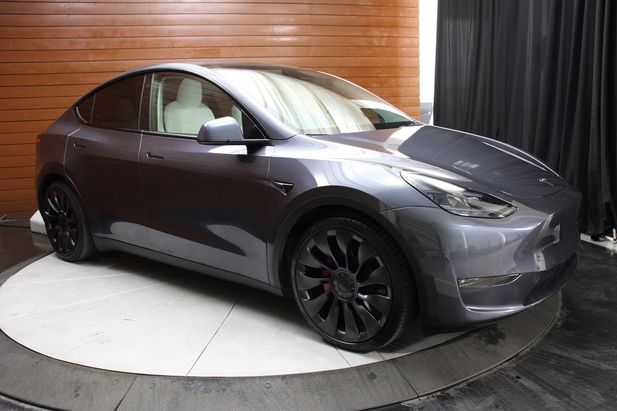 Used 2022 Tesla Model Y Performance AWD/4WD image 18