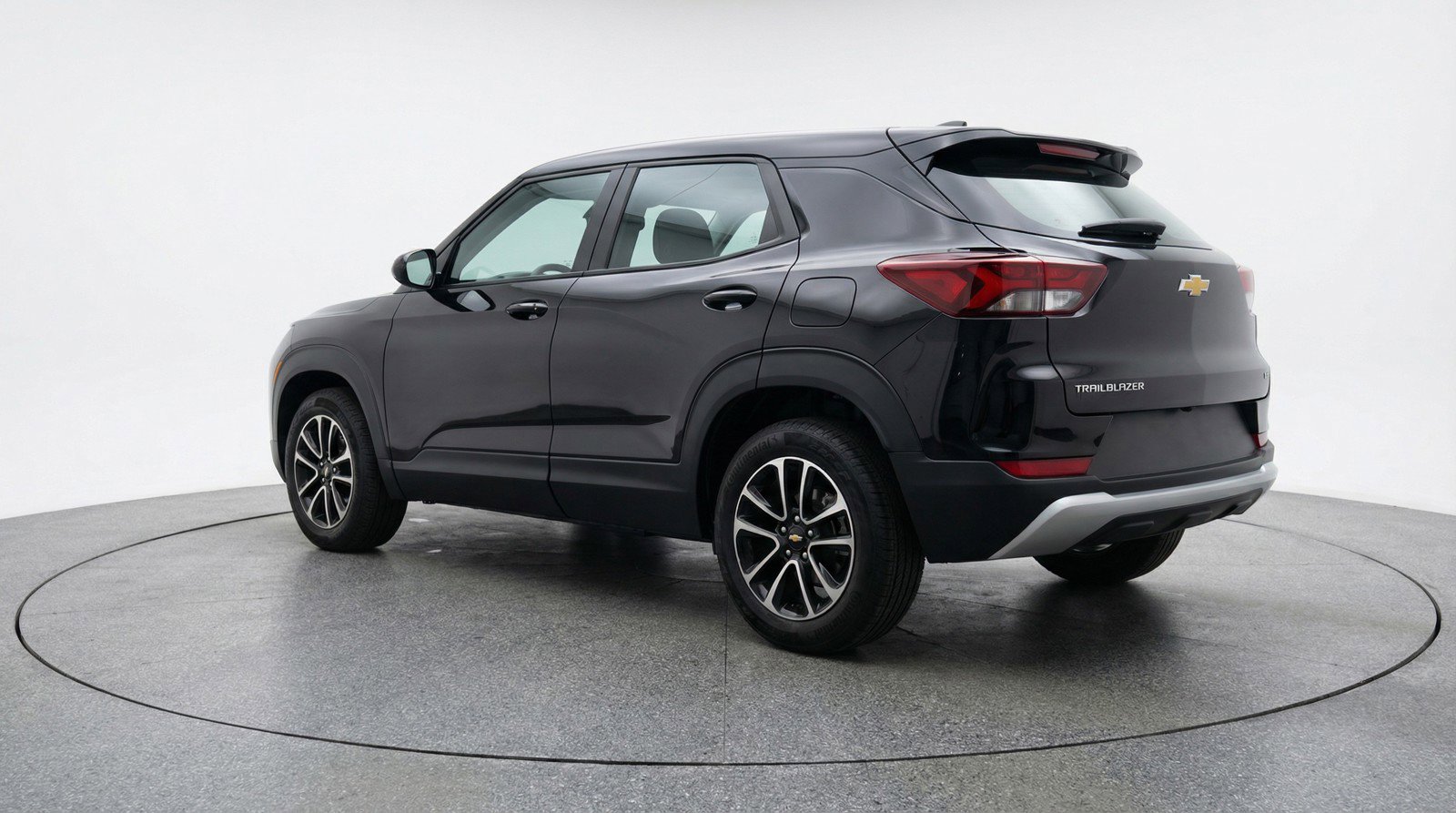 Used 2025 Chevrolet TrailBlazer LT FWD image 6