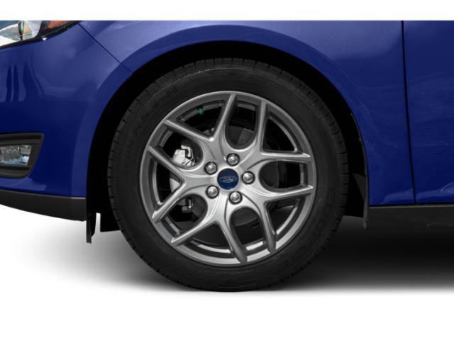 Used 2015 Ford Focus SE w/ SE Sport Package FWD image 14