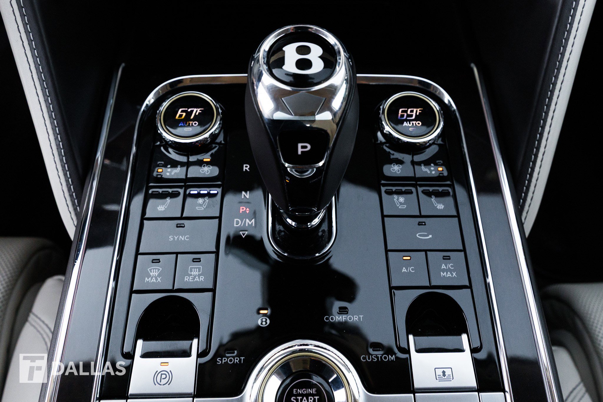 Used 2020 Bentley Flying Spur W12 image 31