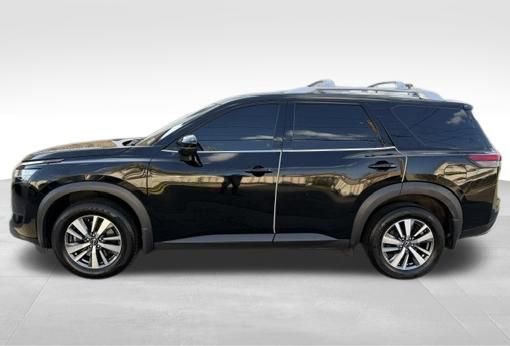 Used 2024 Nissan Pathfinder SL AWD/4WD image 10