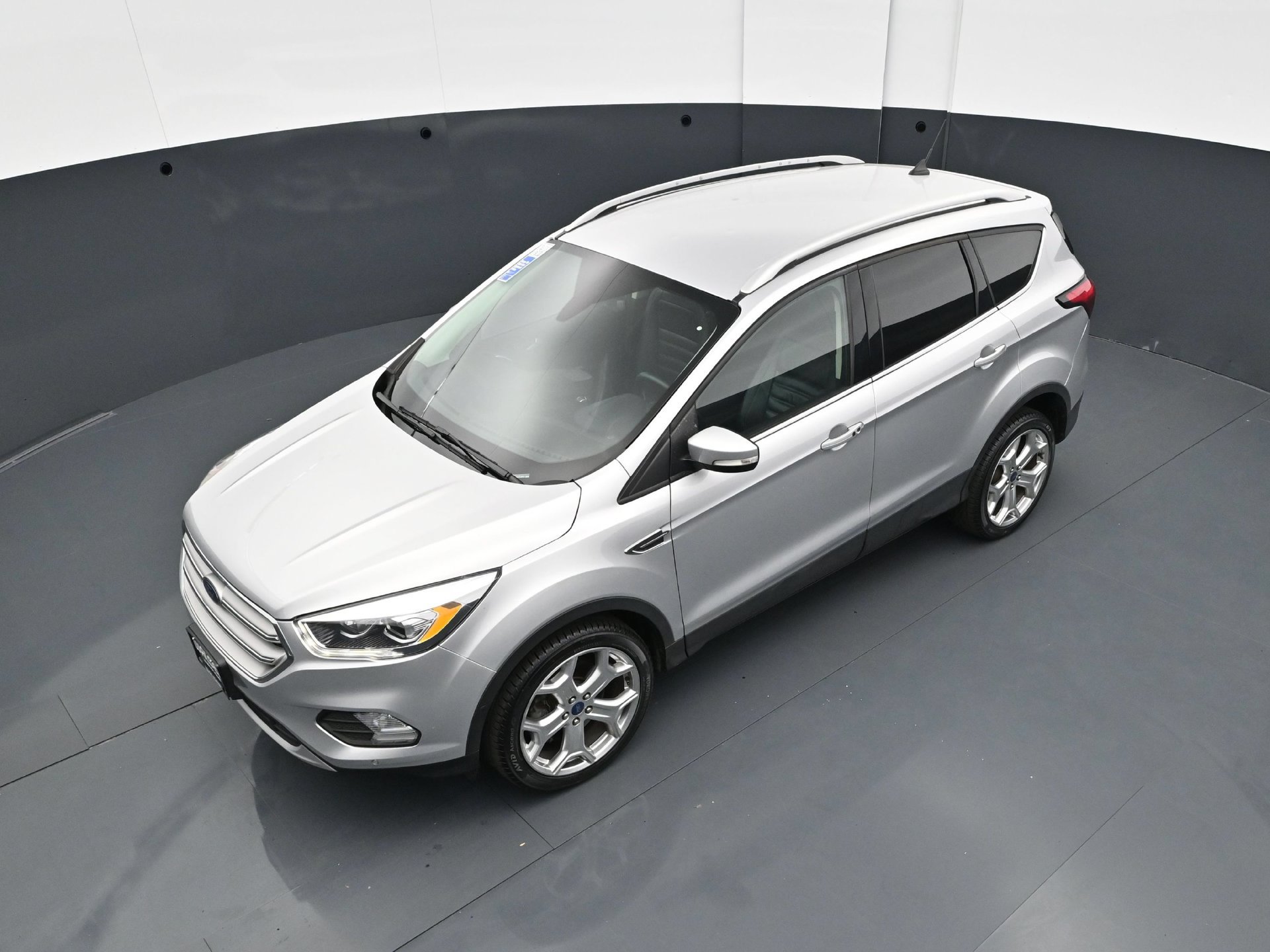 Used 2019 Ford Escape Titanium w/ U9j03 - Titanium Tow Package AWD/4WD image 38