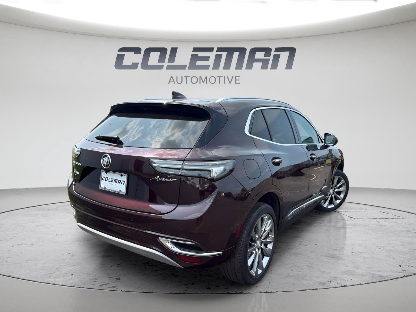 Used 2021 Buick Envision Avenir w/ Technology Package II AWD/4WD image 5