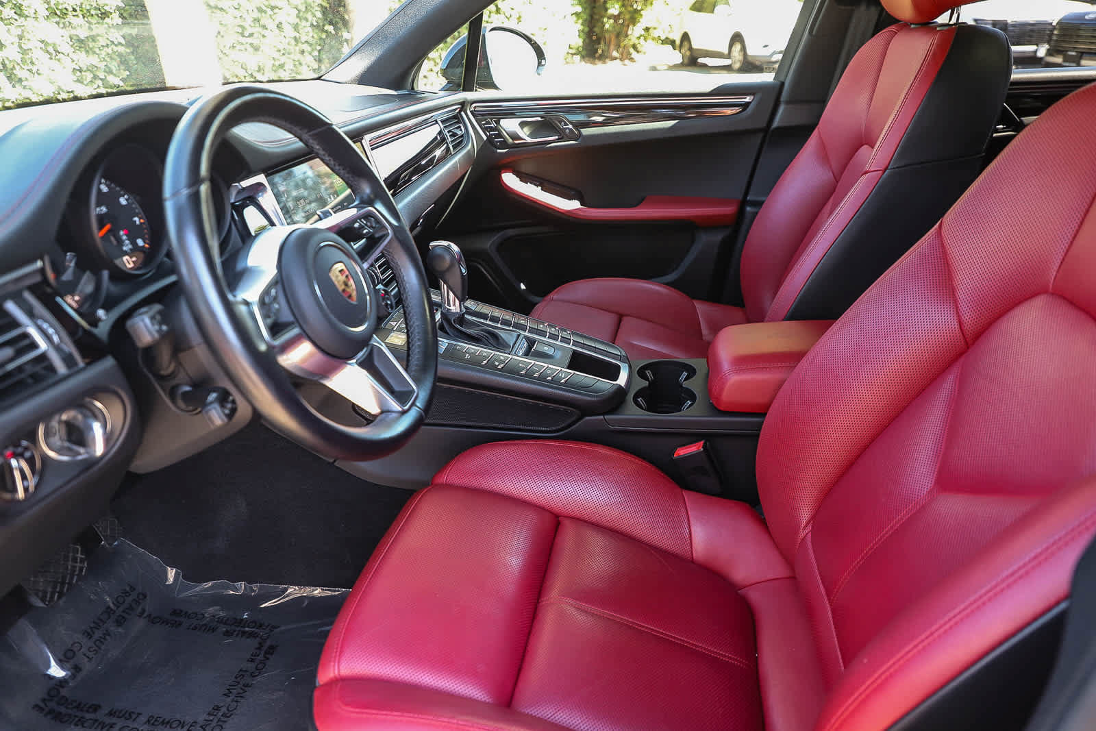 Used 2021 Porsche Macan GTS AWD/4WD image 24
