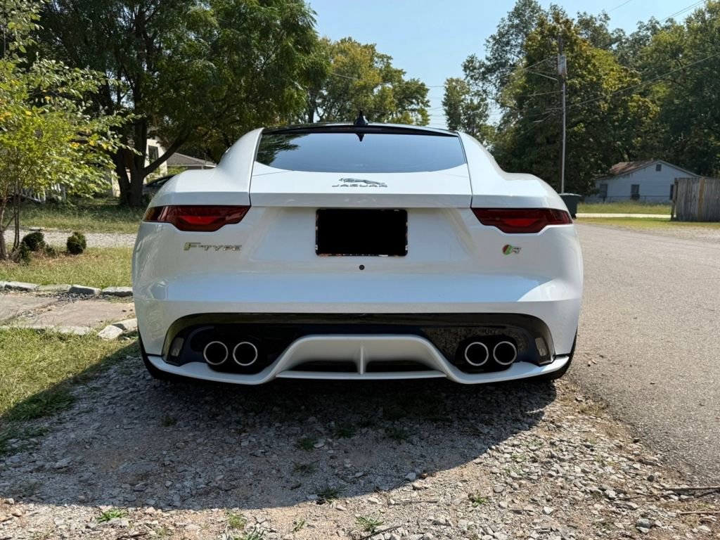 Used 2021 Jaguar F-TYPE R image 17