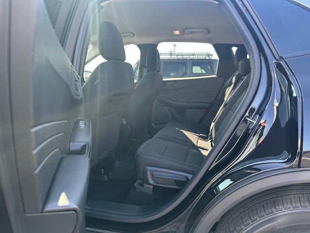 Used 2024 Ford Escape Active w/ Cold Weather Package image 16