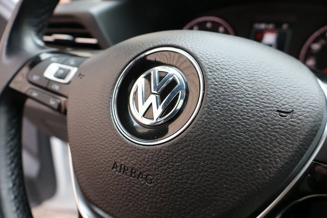 Used 2021 Volkswagen Passat 2.0T R-Line image 26