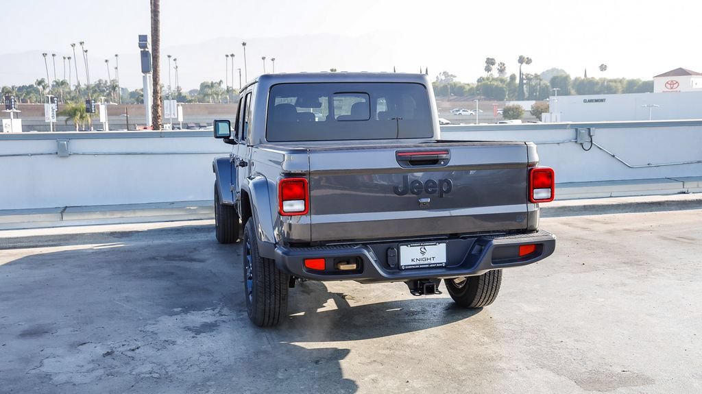 New 2026 Jeep Gladiator Sport AWD/4WD image 7