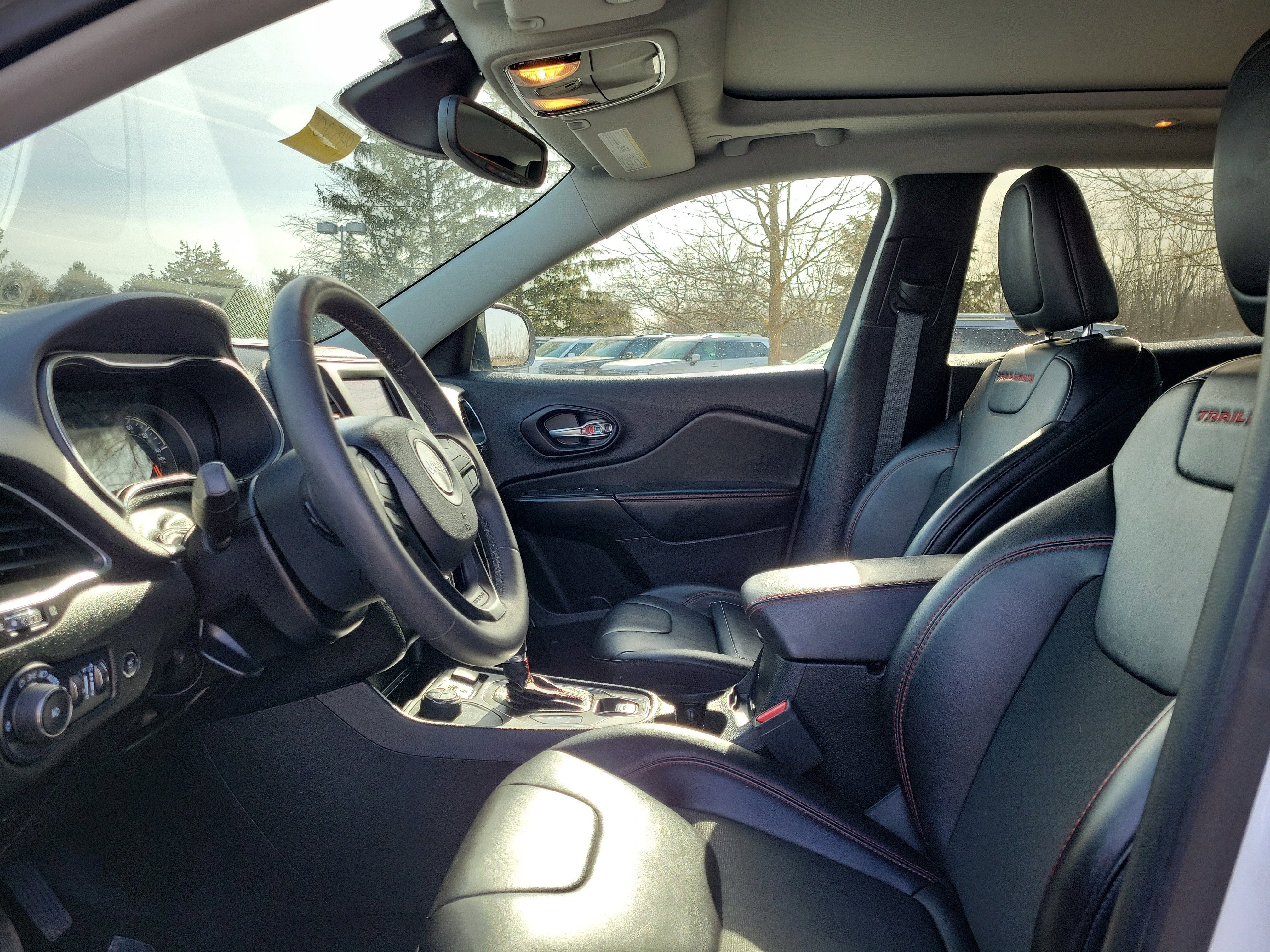 Used 2022 Jeep Cherokee Trailhawk w/ Sun, Sound & Nav Group image 15