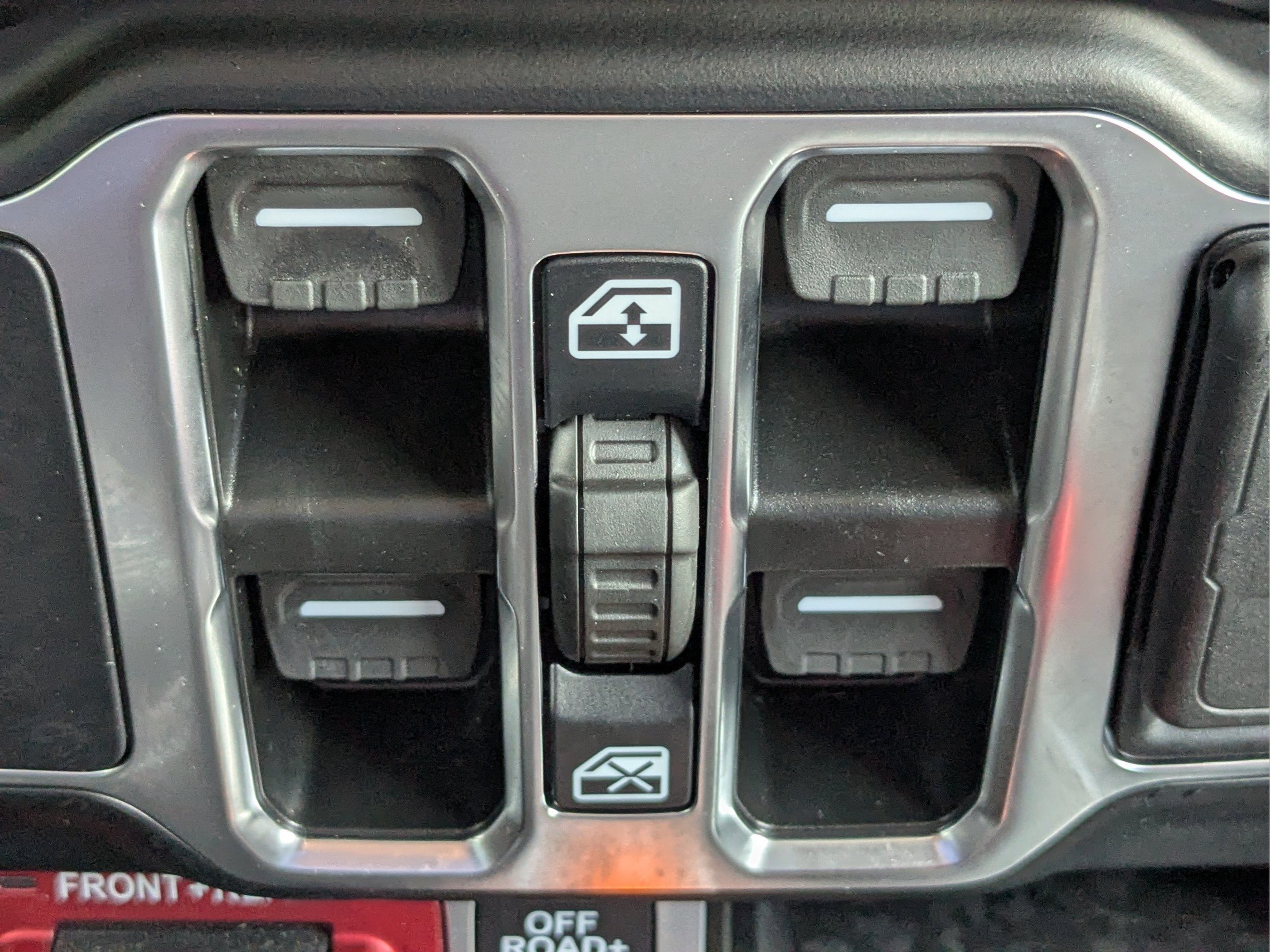 Used 2023 Jeep Gladiator Rubicon w/ LED Lighting Group AWD/4WD image 26