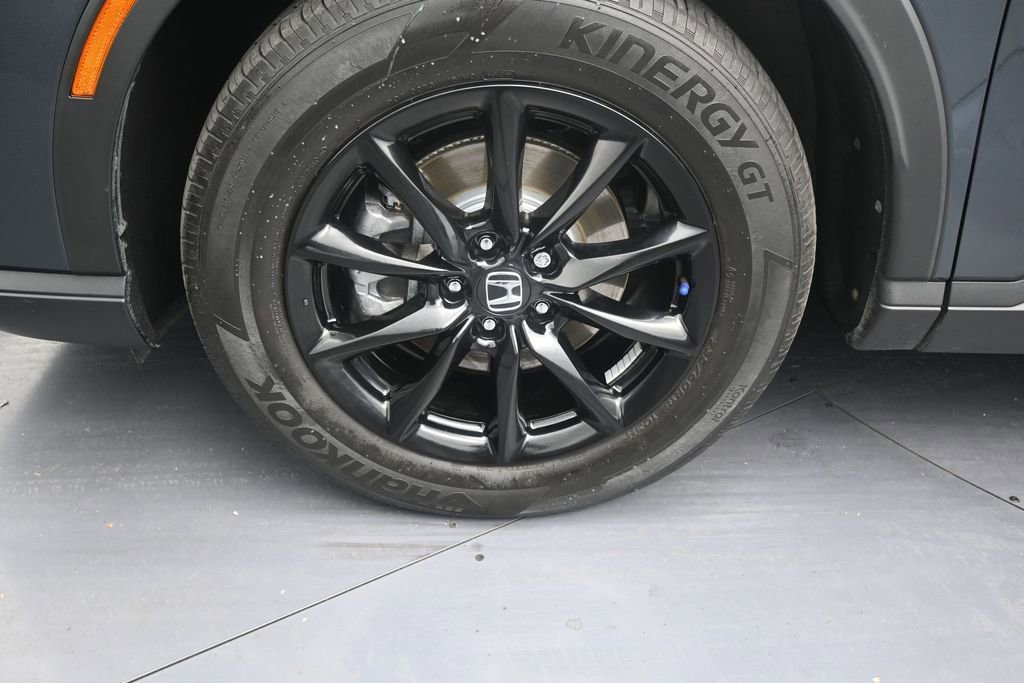 Used 2022 Chevrolet Silverado 1500 LTZ RWD image 9