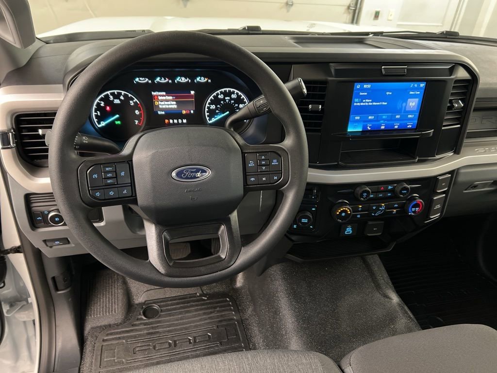 New 2026 Ford F350 XL w/ XL Chrome Package AWD/4WD image 8