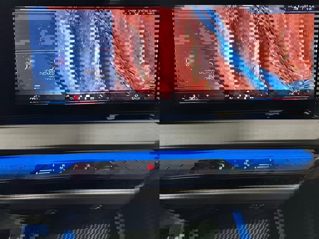 Used 2025 BMW X3 xDrive30i w/ M Sport Package image 27