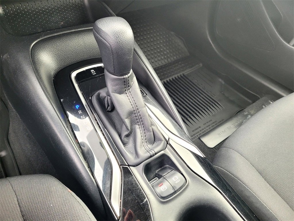Used 2021 Toyota Corolla LE image 17