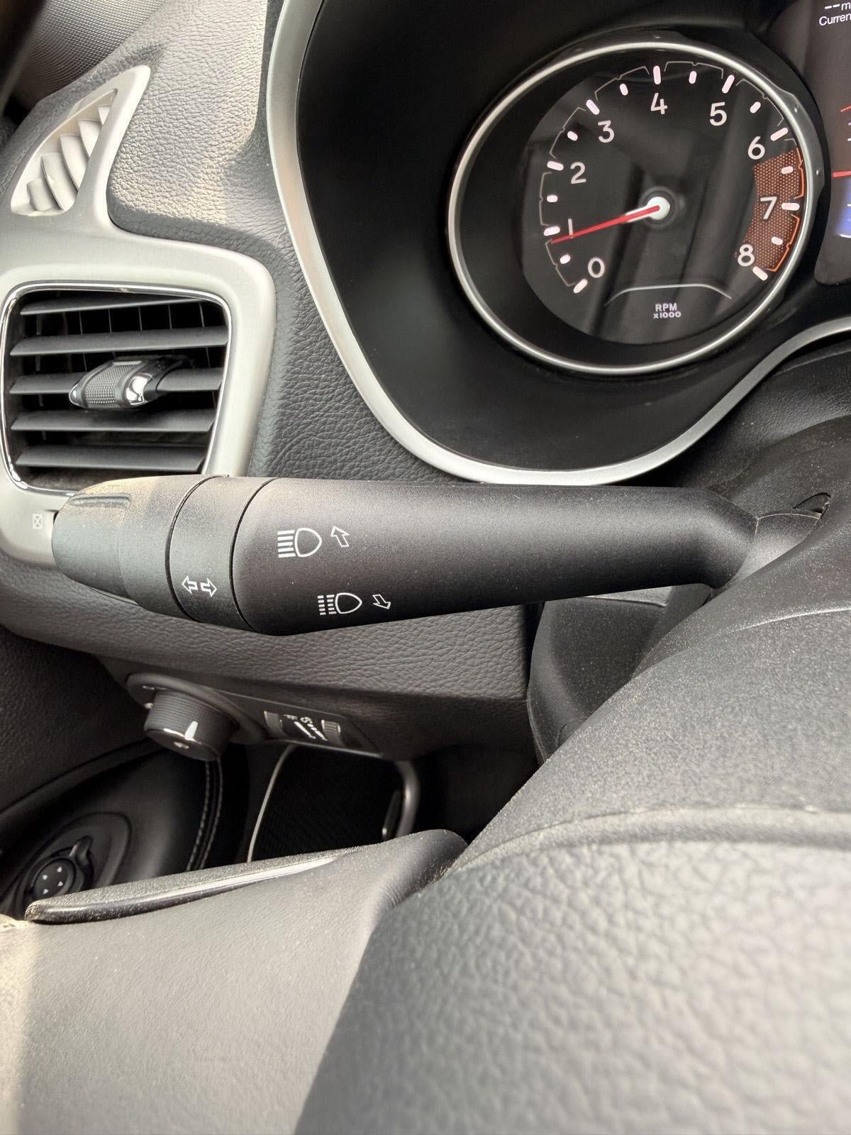 Used 2020 Jeep Compass High Altitude AWD/4WD image 19