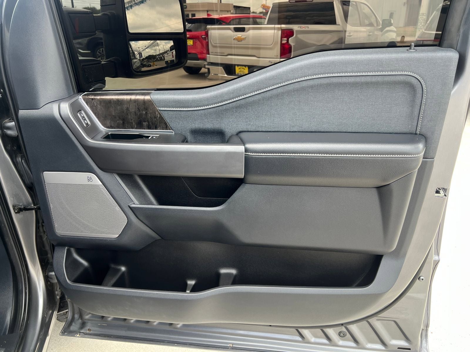 Used 2024 Ford F250 Lariat AWD/4WD image 12