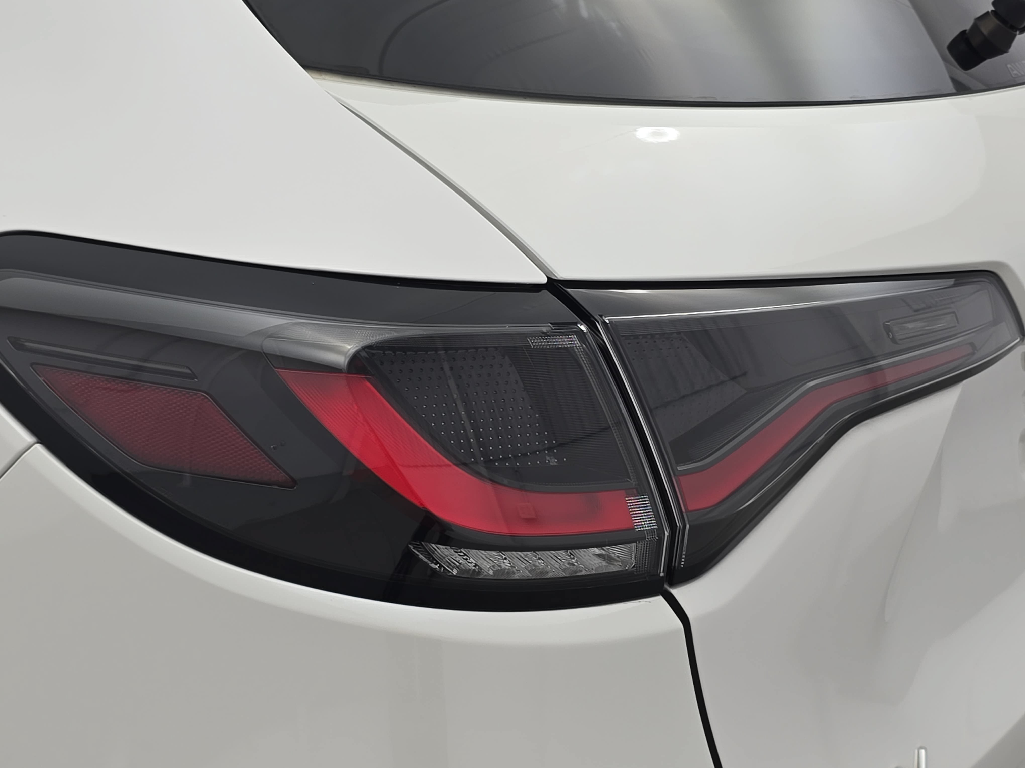 Used 2025 Honda HR-V Sport image 33
