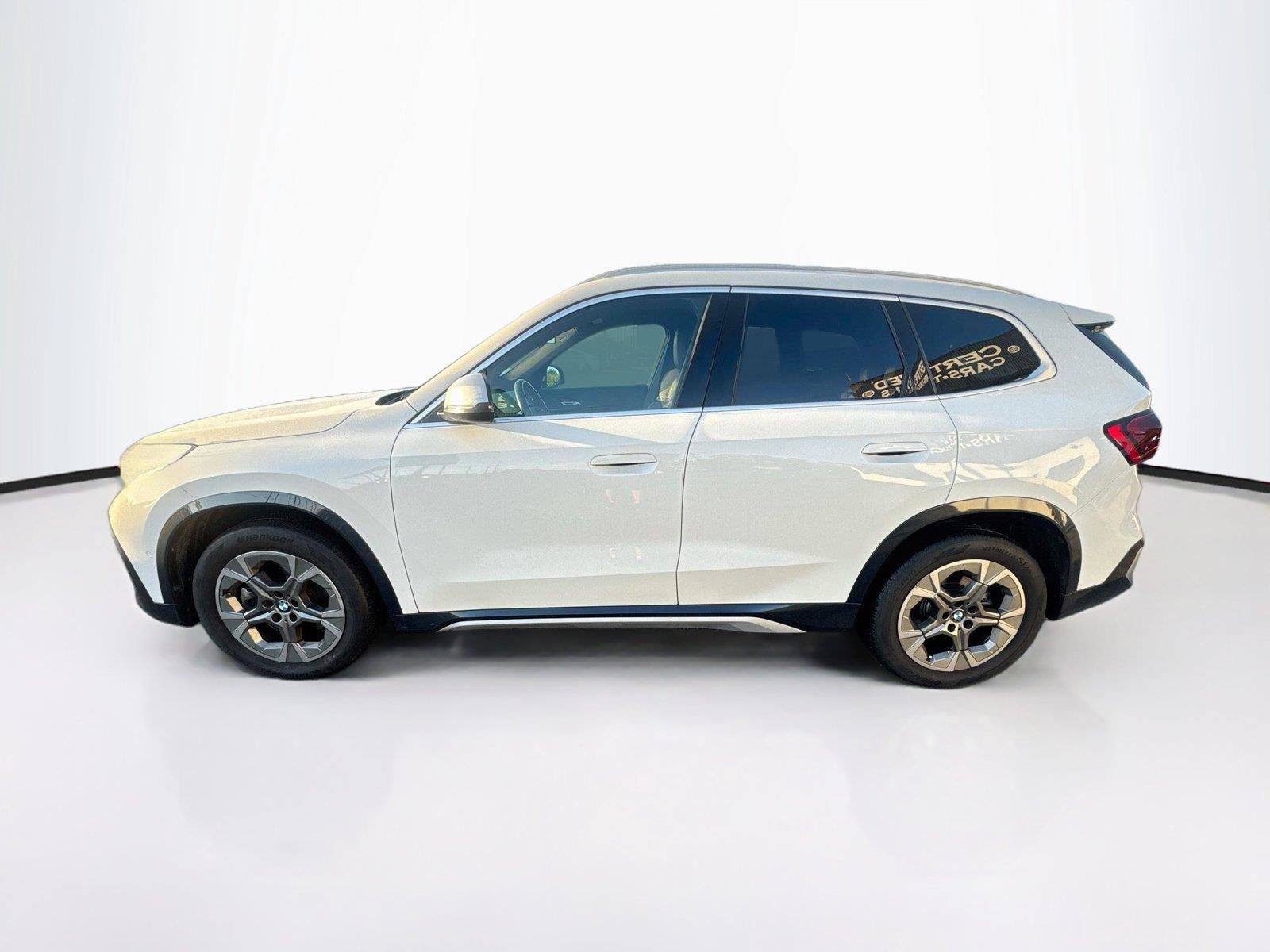 Used 2023 BMW X1 xDrive28i AWD/4WD image 2