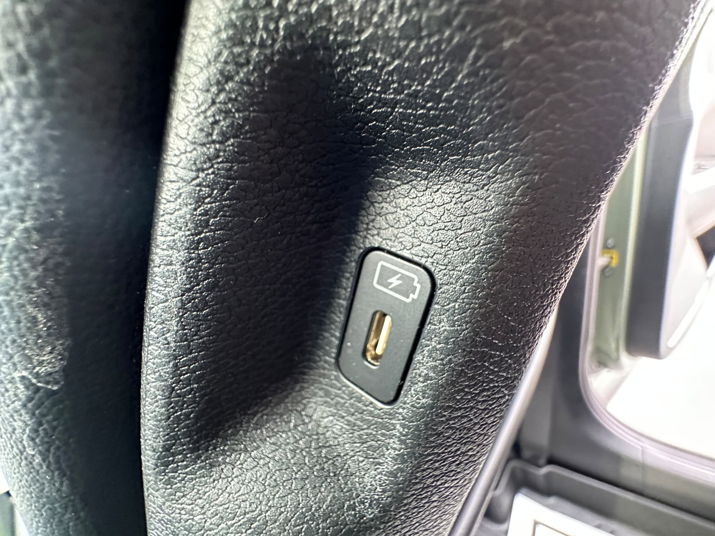 Used 2024 Kia Sportage X-Line w/ X-Line Premium Package image 21