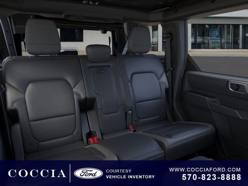 New 2025 Ford Bronco Outer Banks image 11