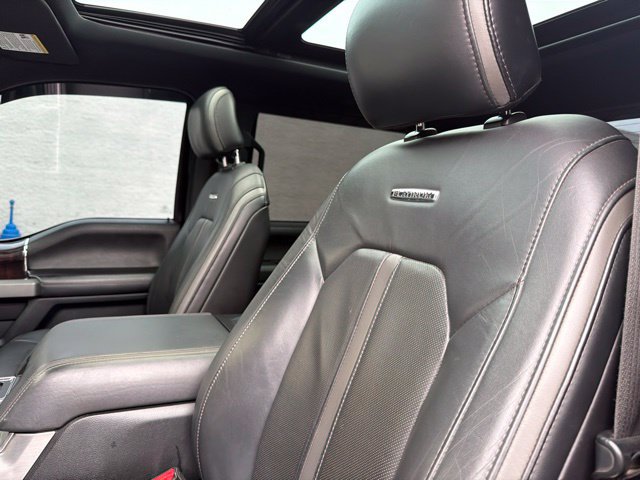 Used 2015 Ford F150 Platinum w/ Equipment Group 701A Luxury AWD/4WD image 14