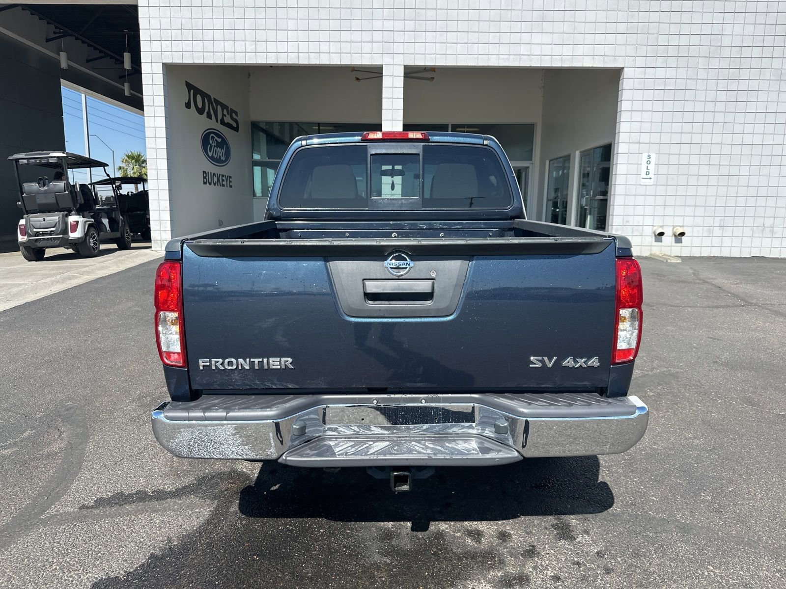 Used 2016 Nissan Frontier SV AWD/4WD image 4
