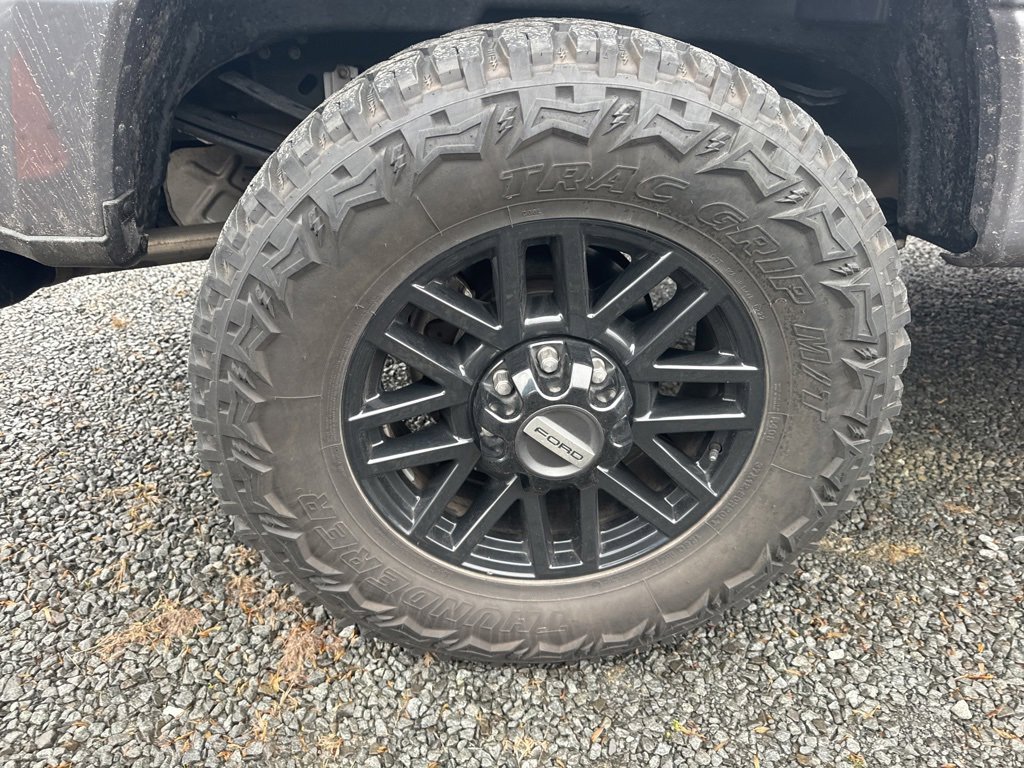 Used 2022 Ford F250 XLT w/ Black Appearance Package image 24