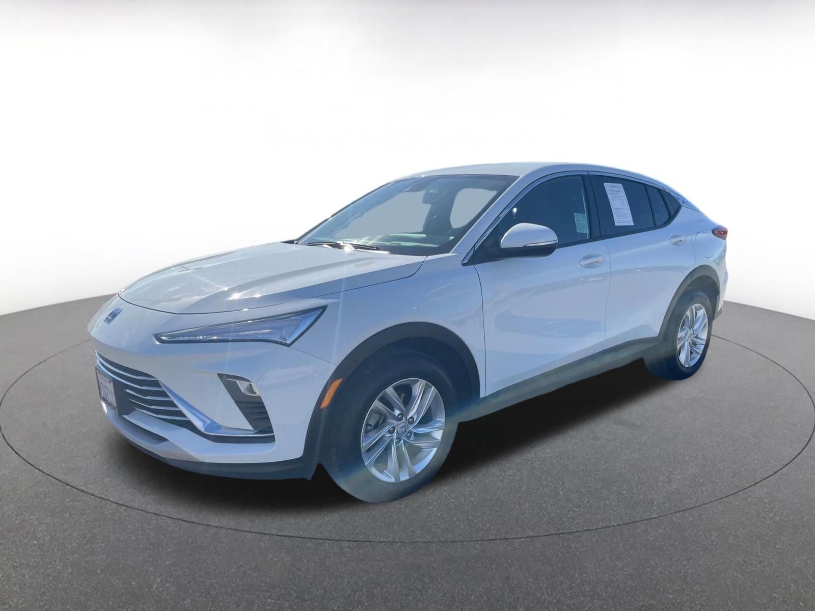 Used 2025 Buick Envista Preferred image 4