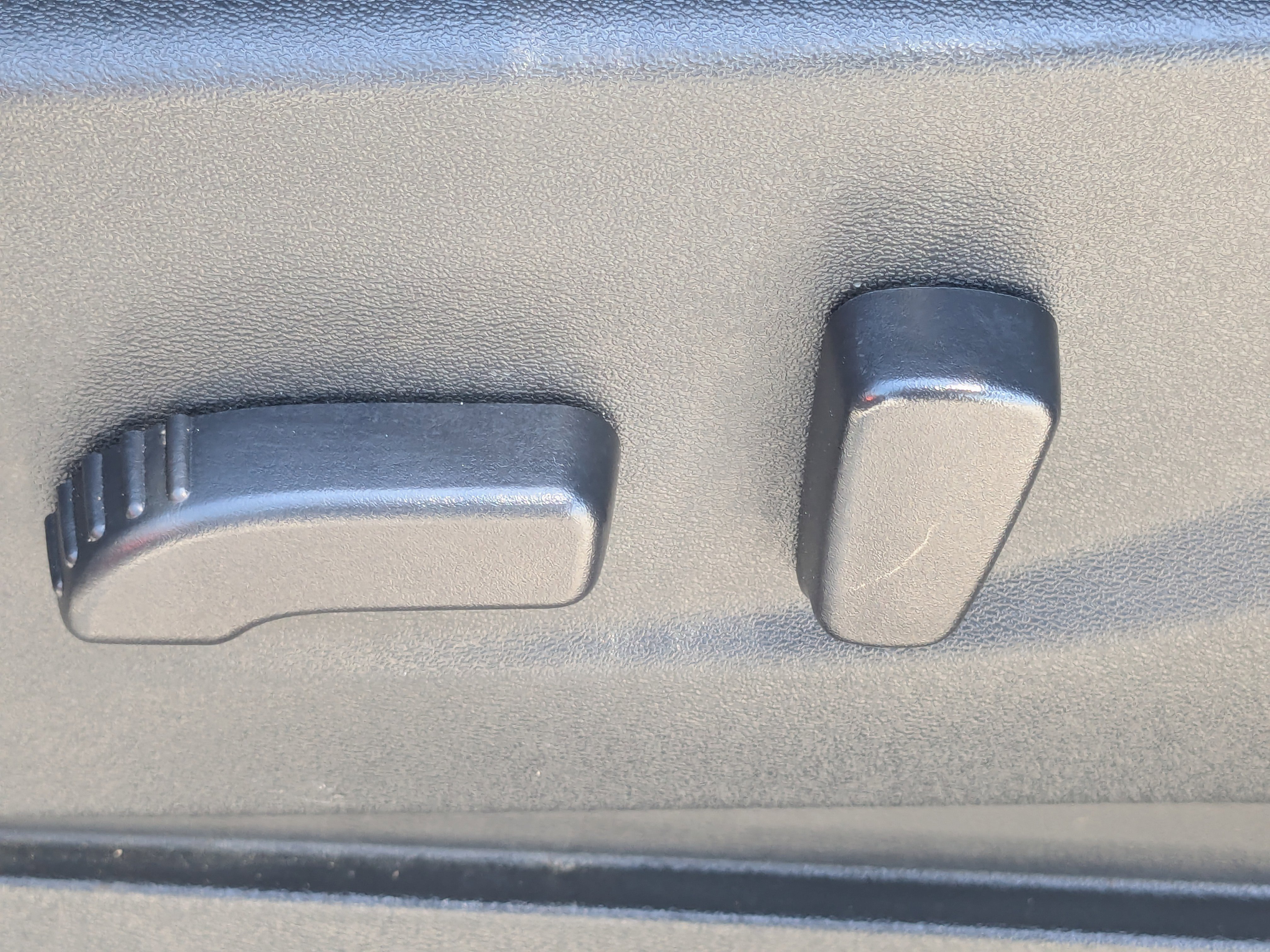 Used 2024 Nissan Frontier PRO-4X w/ Off-Road Protection Package image 24