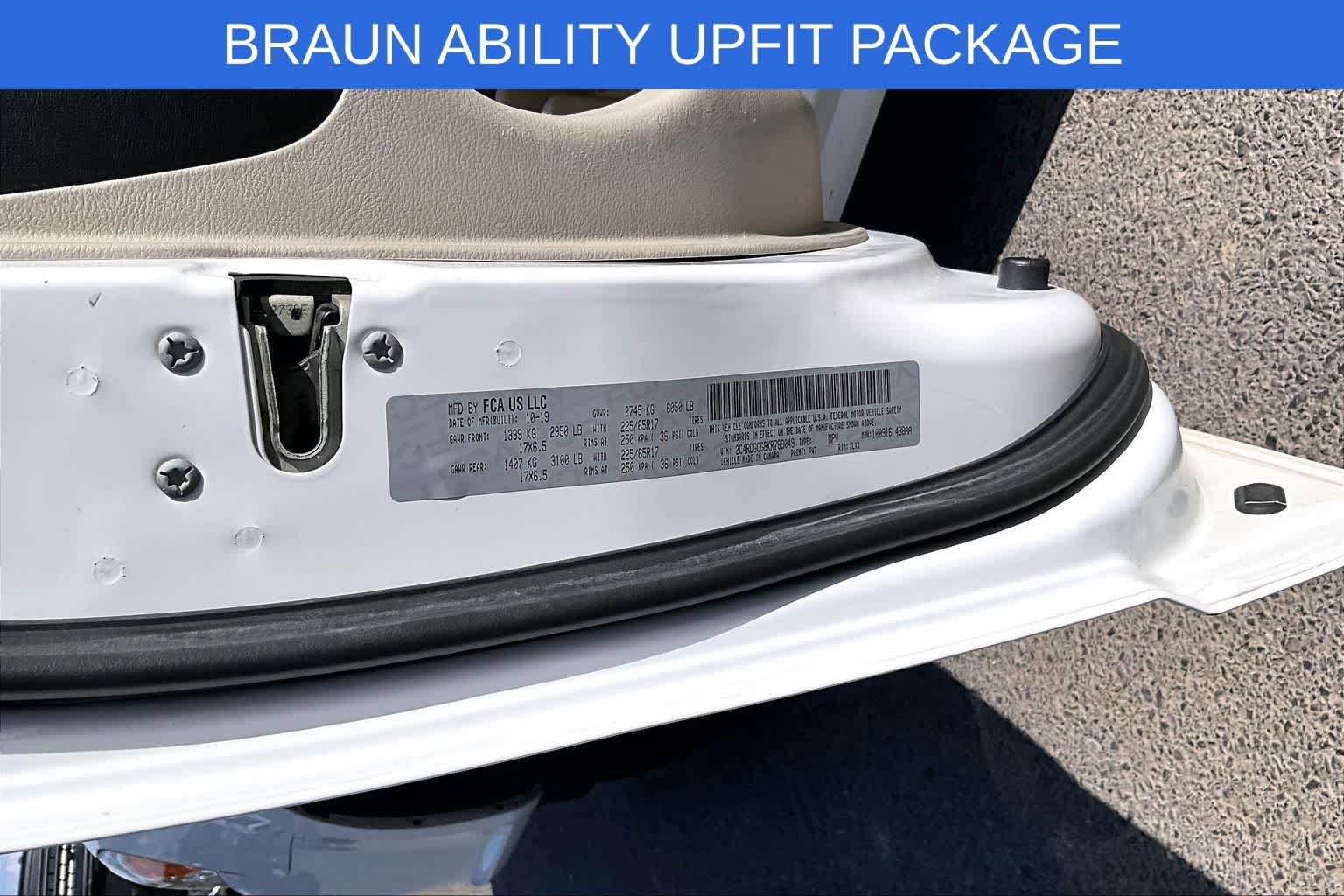 Used 2019 Dodge Grand Caravan SXT FWD image 21