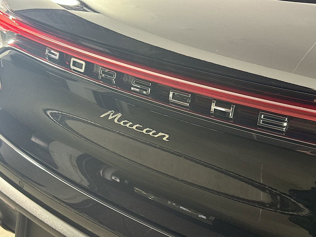 Certified 2026 Porsche Macan image 34