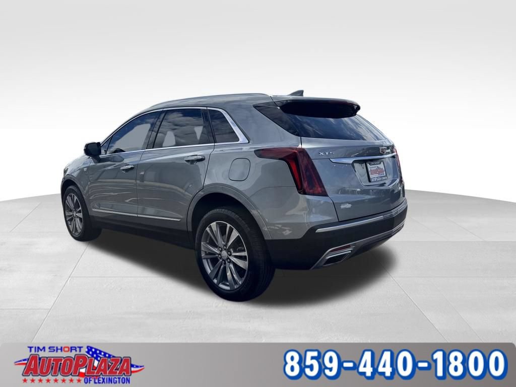 Used 2024 Cadillac XT5 Premium Luxury FWD image 2