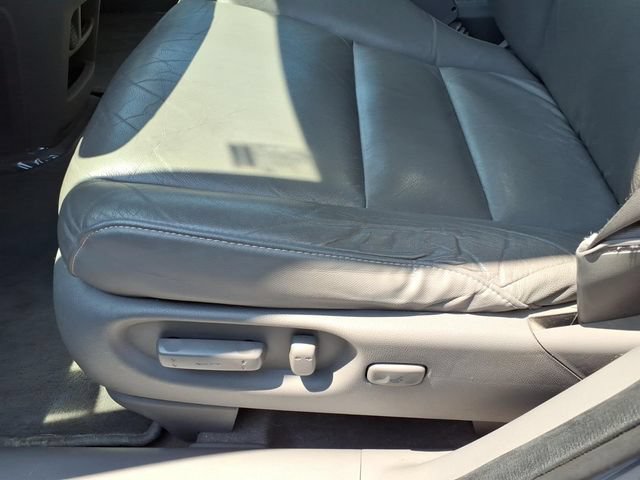 Used 2011 Honda CR-V EX-L image 14