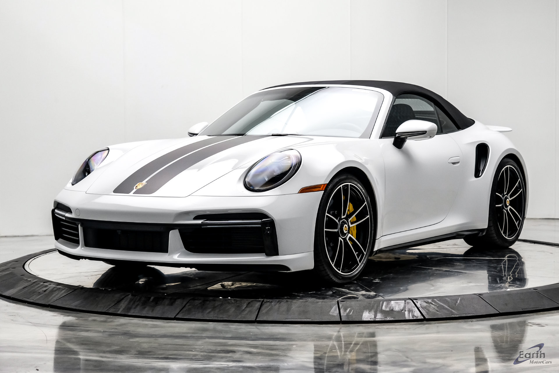 Used 2024 Porsche 911 Turbo S AWD/4WD image 7