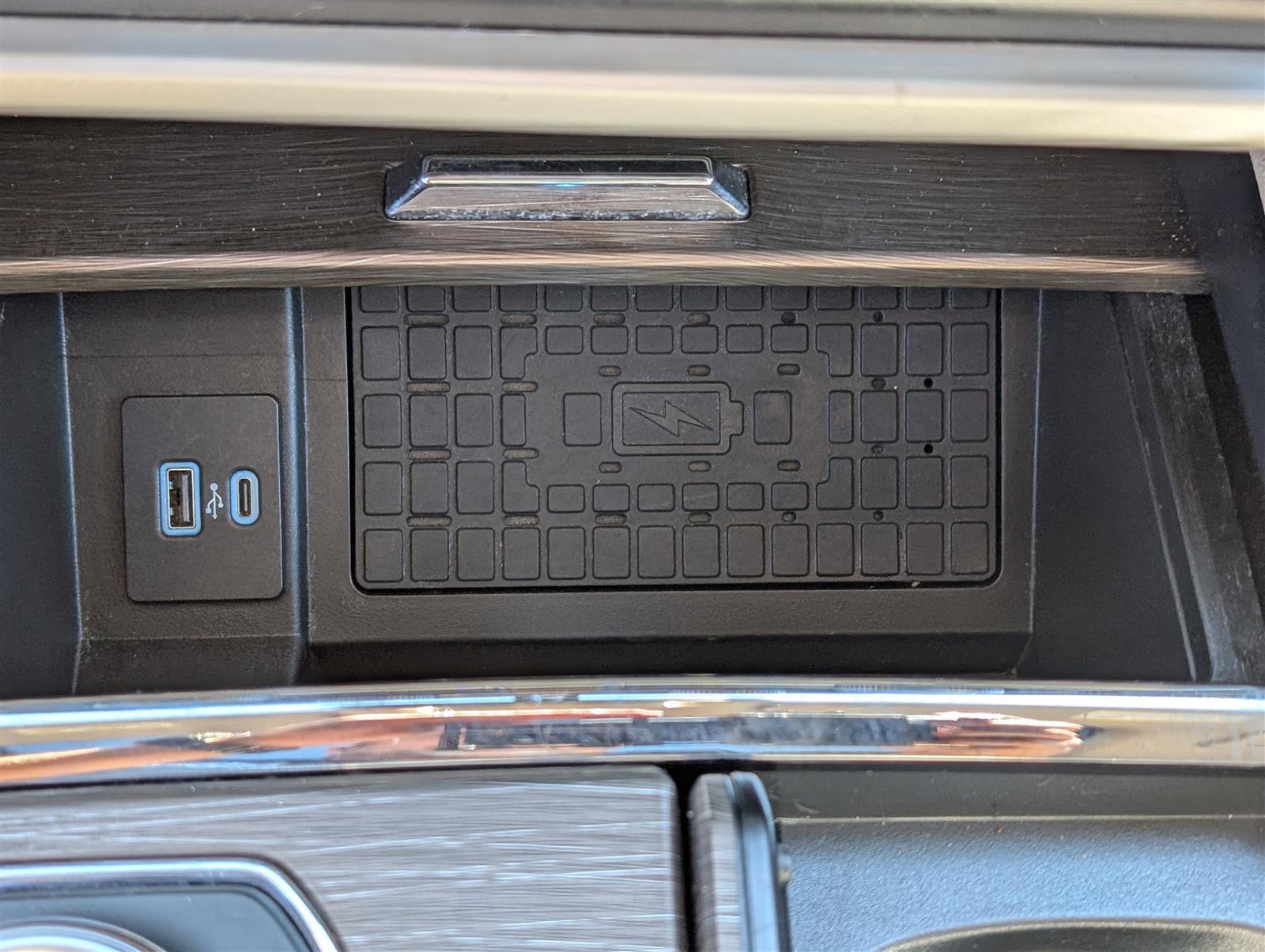 Used 2024 Ford Expedition Max Limited image 28