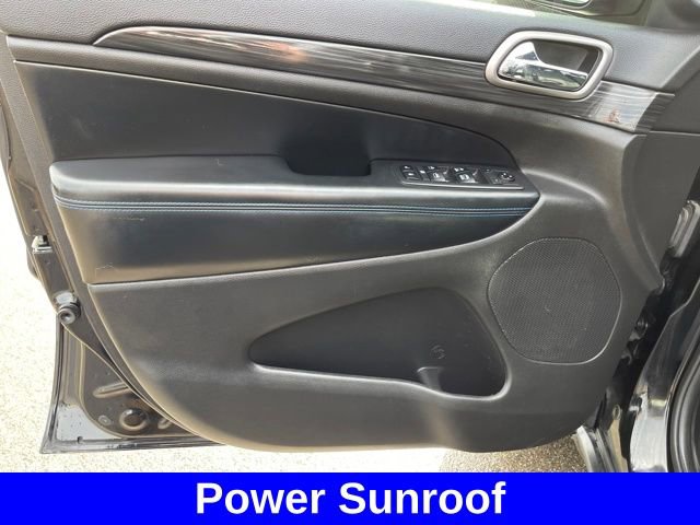 Used 2019 Jeep Grand Cherokee Laredo image 10